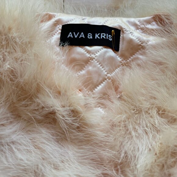 NWOT Ava & Kris Blake Down Feather Jacket White Fluffy Fur Shag Mongolian Coat - Picture 7 of 11